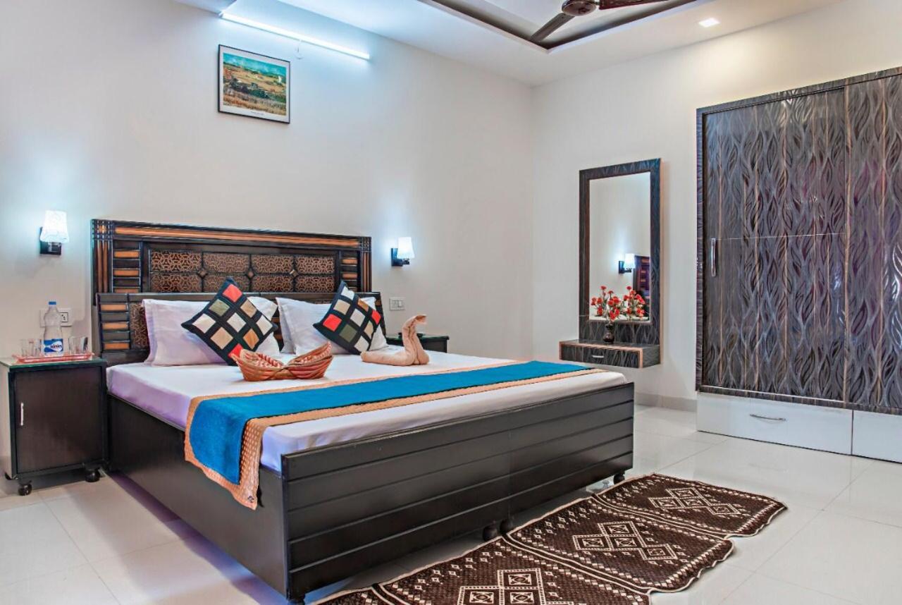 The Western Heights: Peaceful Family Apartments with Private Balconies Kasauli Exterior photo